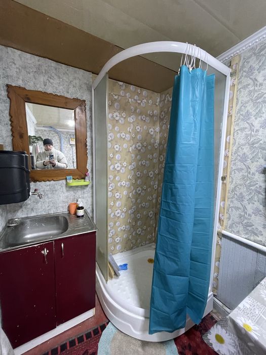 Продаж Двох Будинків по Ціні Одного.