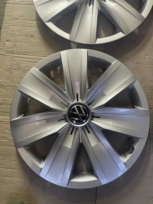 Продам Оригінал Ковпаки R16 VW Group VW Passat B7, Caddy, Golf, Jetta,Touran !