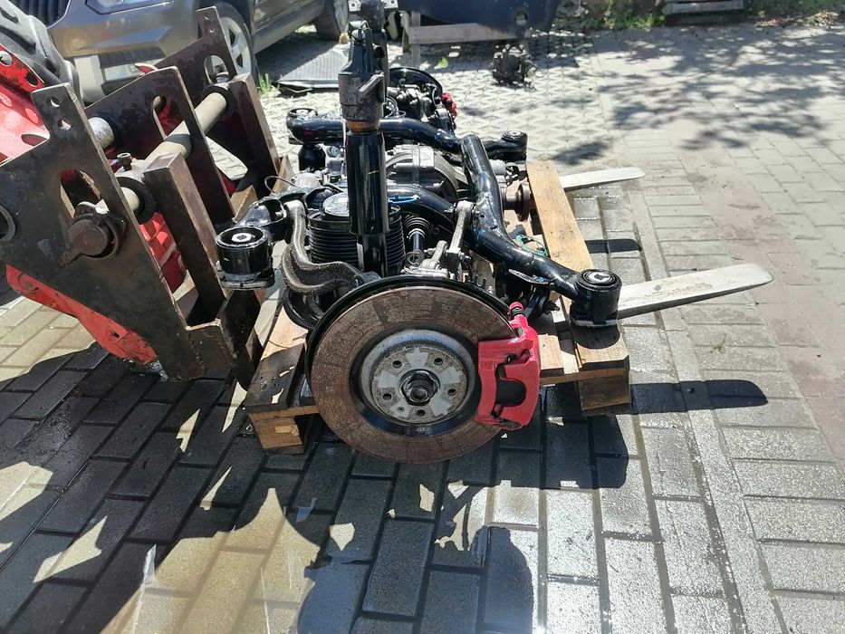 Audi Q7 4M0 Zawieszenie Tył wózek Wahacze Oś Skrętna