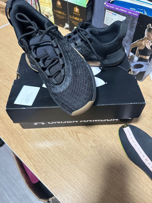 Кросівки Under Armour