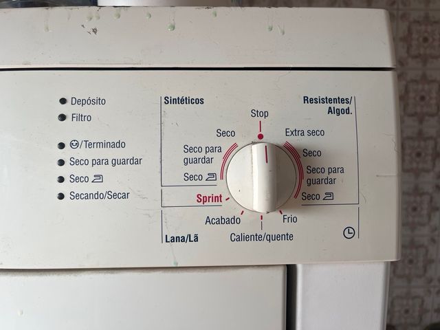 Máquina de secar roupa Bosch 6kg