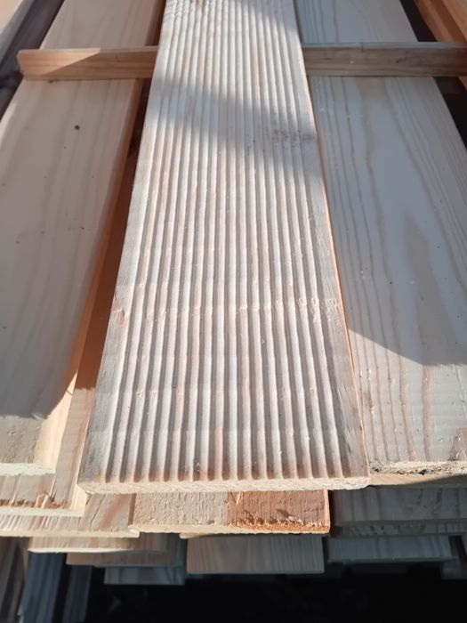 Deska ryflowane 16x90x1,8m
