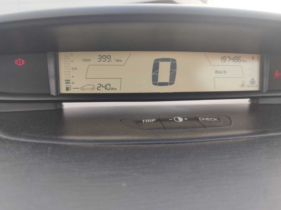 Citroen C4 Coupé 1.6 Automático
