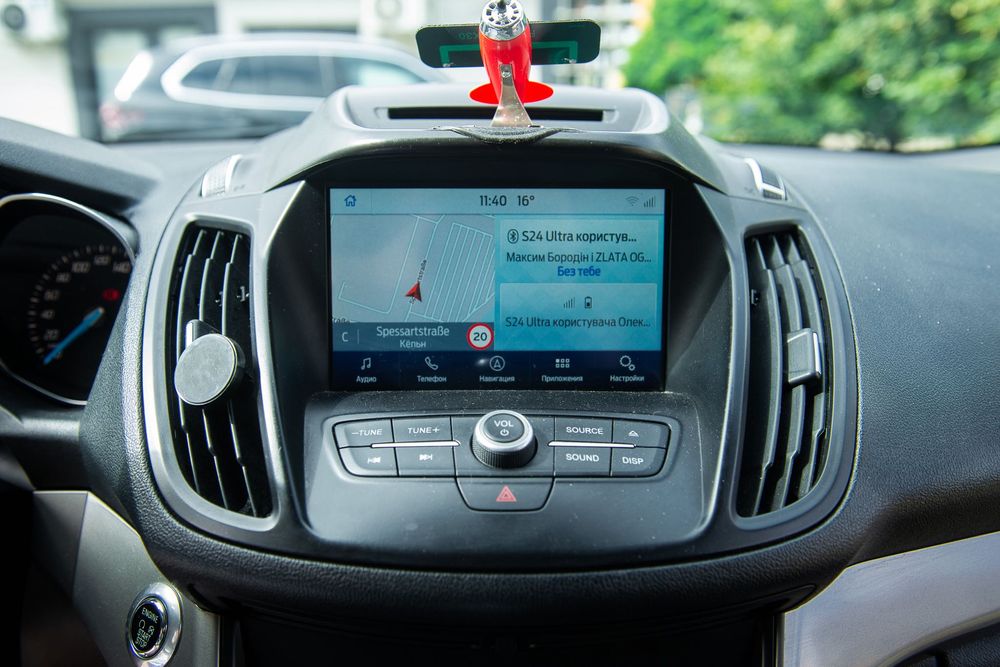 Ford Kuga 2015, дизель 2 л.