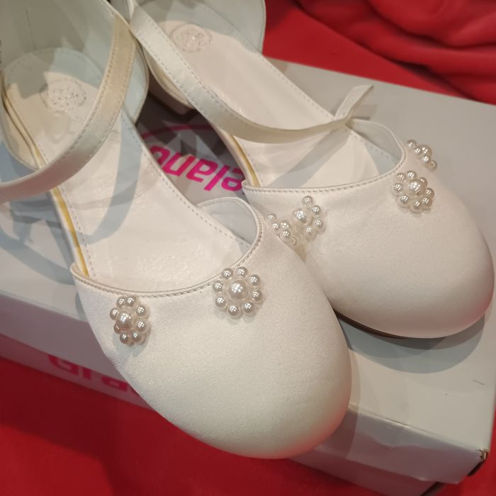 Buty komunijne 35 nowe białe z perełkami dla dziewczynki wizytowe