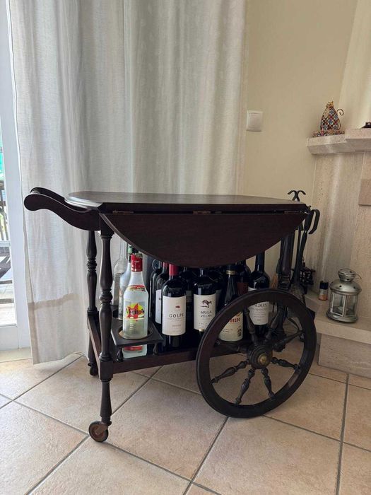 Carrinho de Chá Vintage em Madeira Maciça