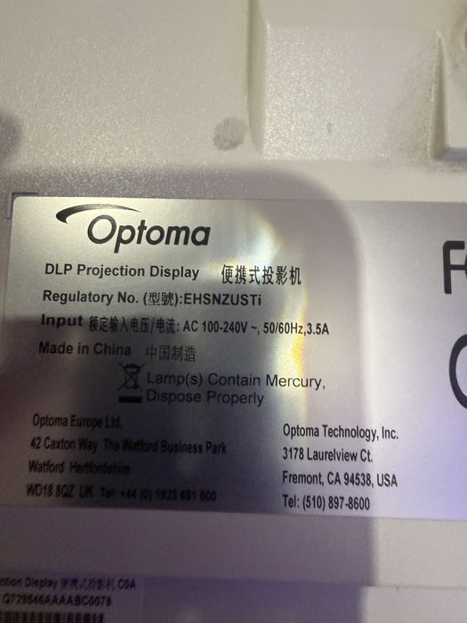 Projektor Optoma EH 320UST + ramie regulowane