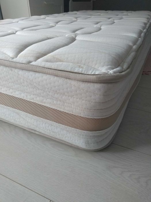 Cama criança com colchão