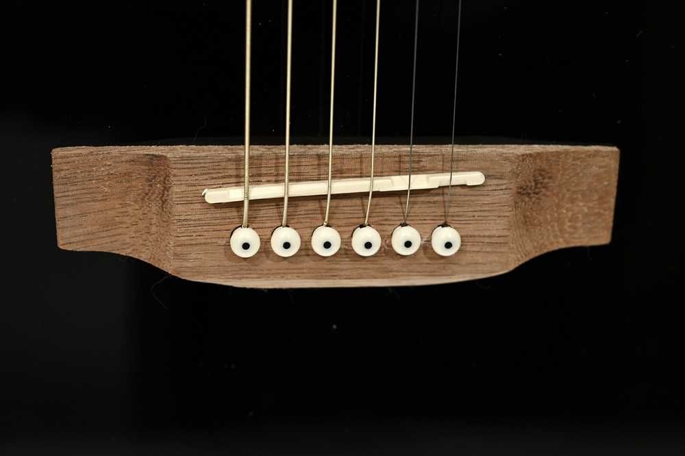 Gitara elektroakustyczna Harleya taniej od ręki w Warszawie