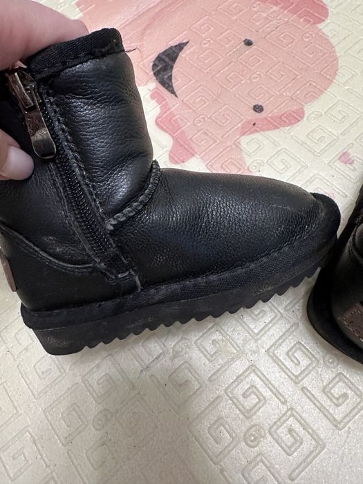 Дитячі шкірні уггі 24 розмір