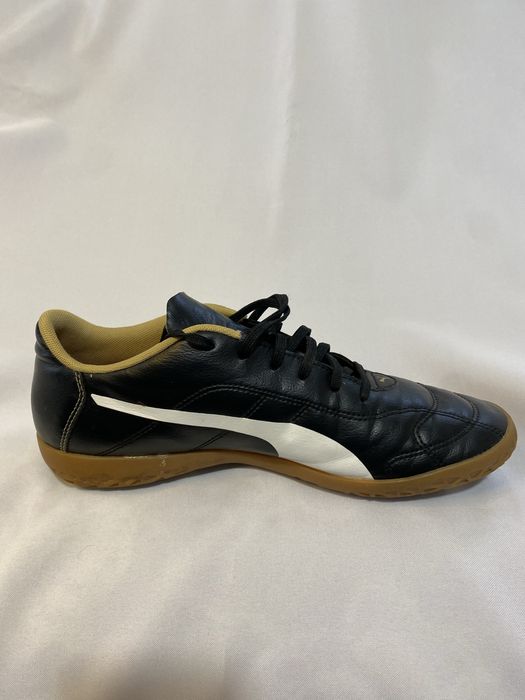 Футзалки Puma розмір 42.
