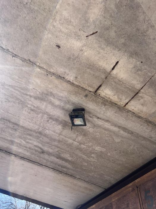 Продам каменный гараж