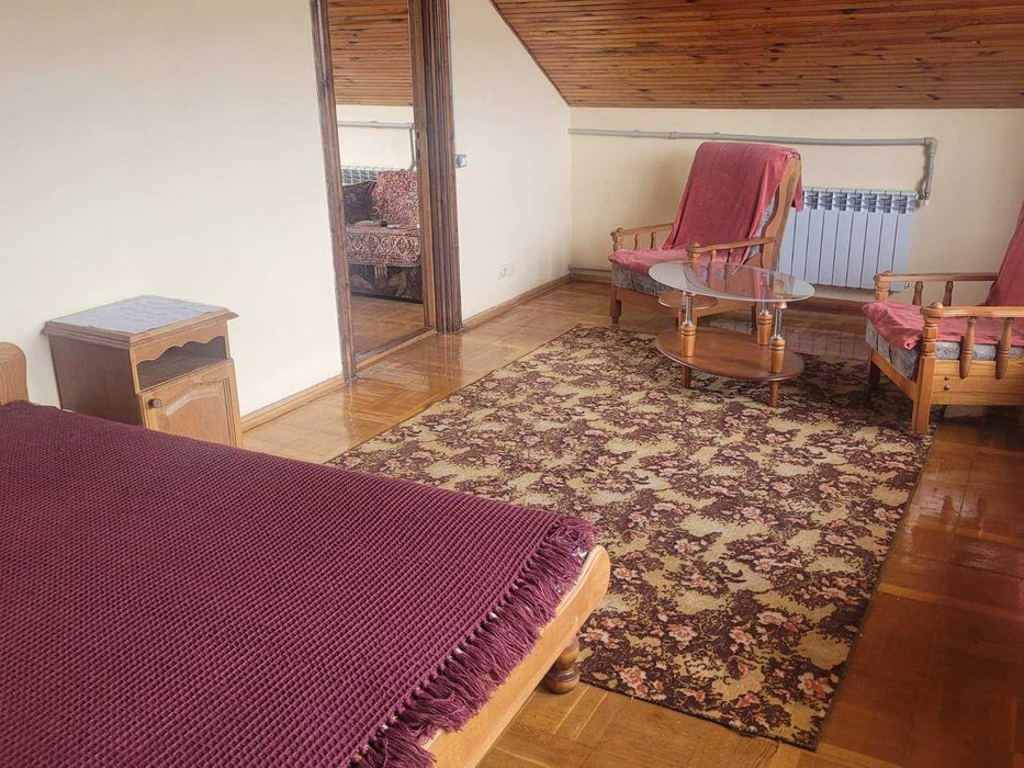 Русановские Сады. Дом 150 кв. До 20 человек.