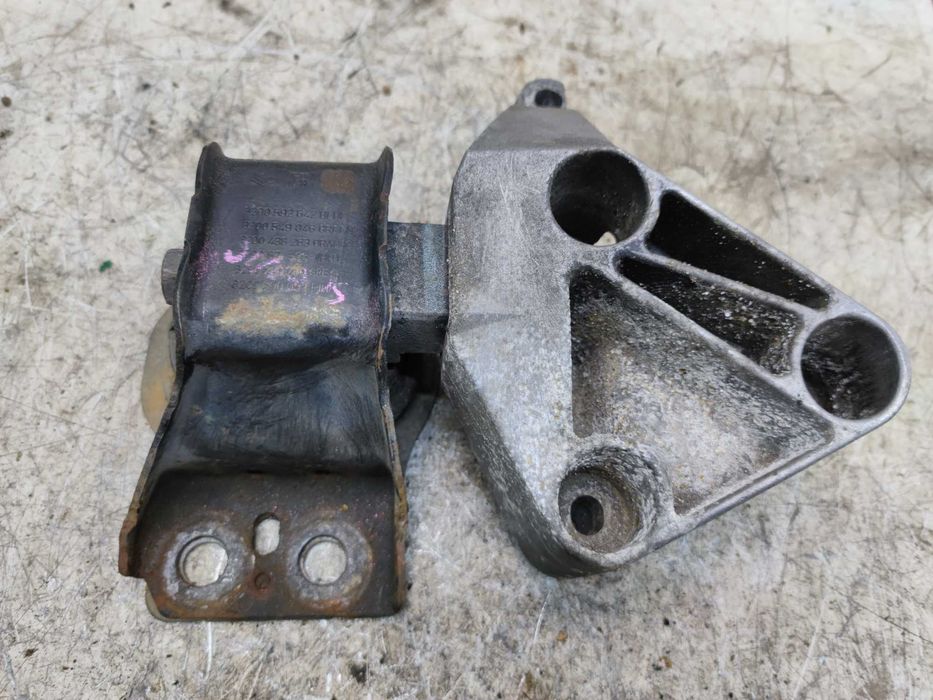 Renault Scenic II 1.5 DCI Łapa Silnika Poduszka