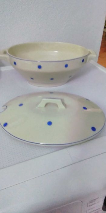 Terrina muito antiga