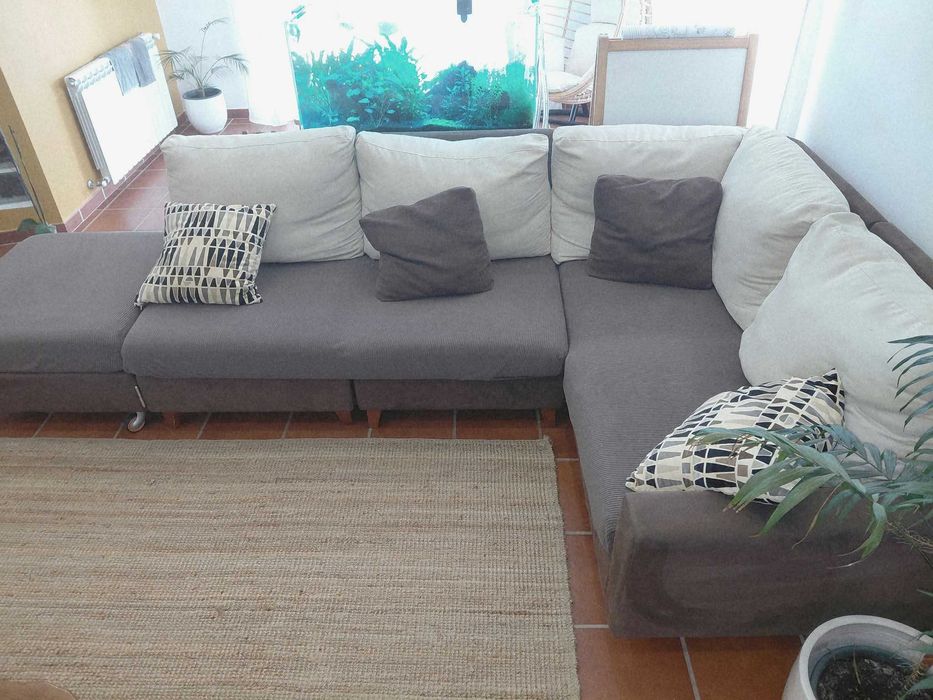 Sofá com chaislong
