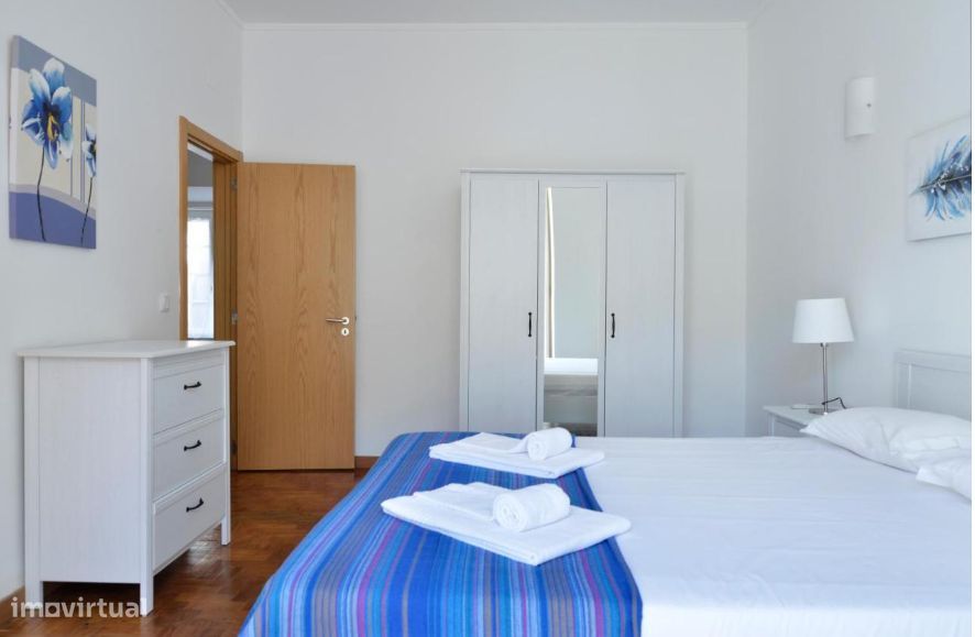Apartamento T2 com piscina e jardim em Oeiras