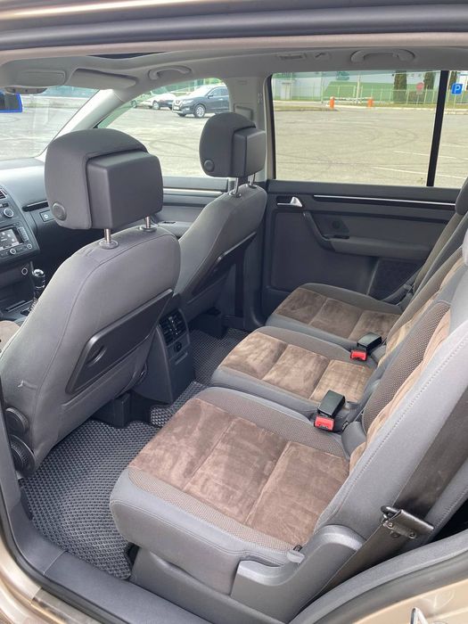 Фольсваген тоуран, Volkswagen touran