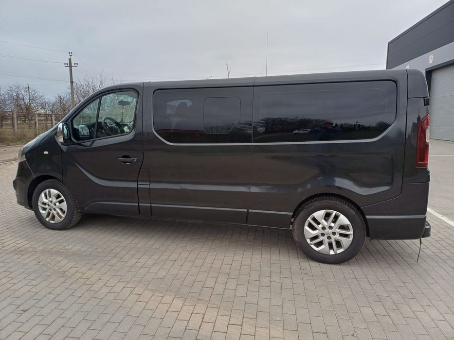 Продаю машину перший власник в Україні