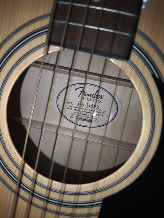 Guitarra acústica Fender
