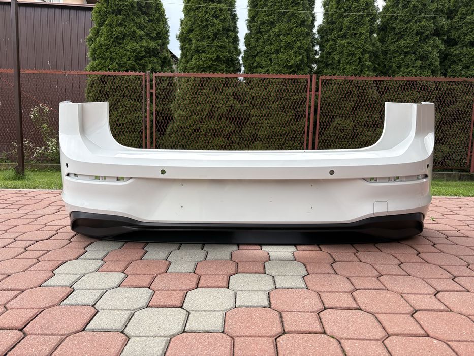 Zderzak tył Golf 8 VIII kolor CA9 biały pure orginał lakier 4xPCD