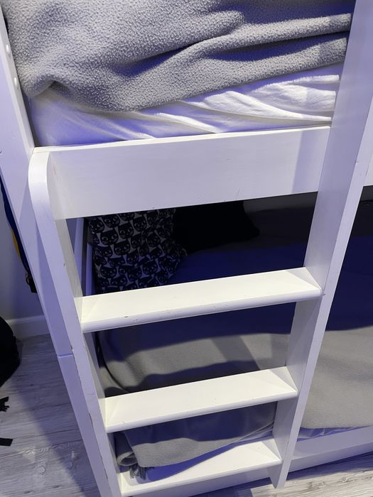 Łóżko pietrowe kolor biały