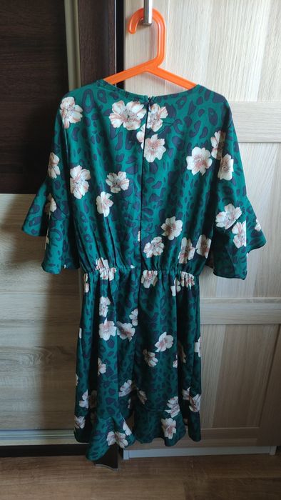 Sukienka letnia zwiewna w kwiaty rozm S/M