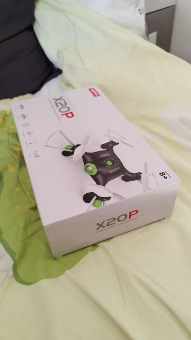 Drone with New Remote Controller445080475995351042
