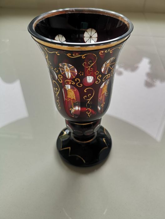 Duży kielich na stopie, Biedermeier 19 wiek, Bohemia,.