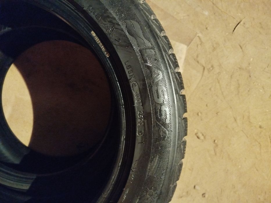 Продам всесезонну гуму205/55/16