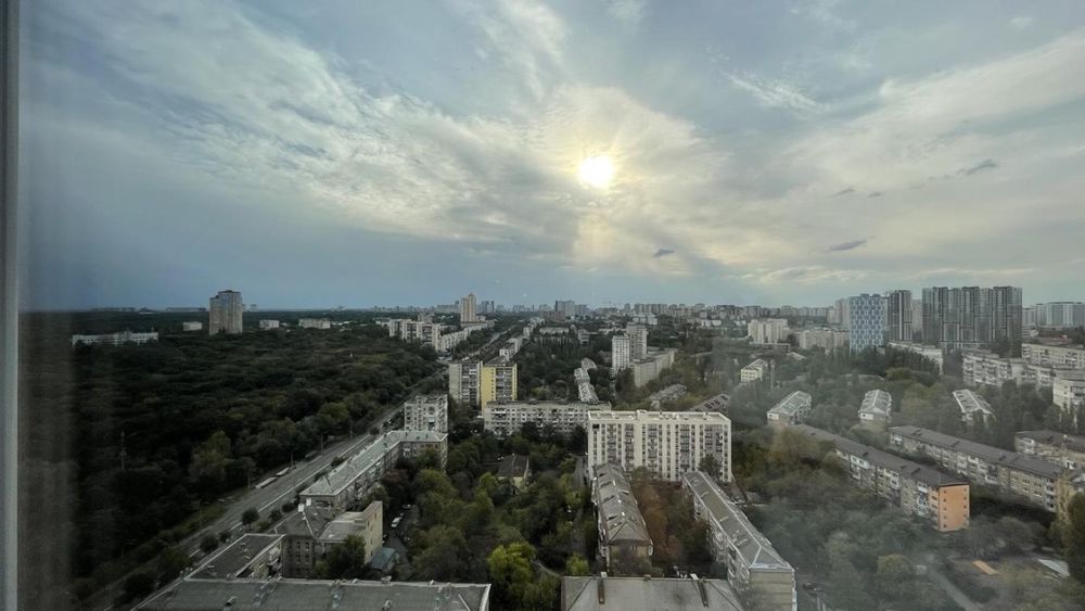 Оренда 2-поверхового пентхаусу, ЖК Голосіївський дворик, вул. Рея Бредбері, Інвертор