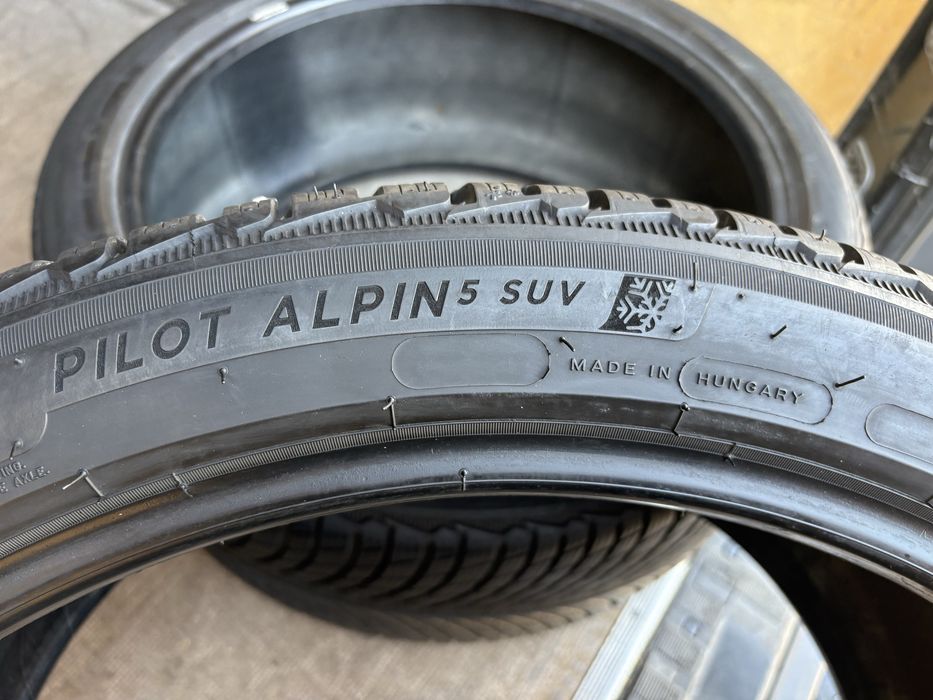 265/40 R22 i 295/35 R22 106V XL Michelin Pilot Alpin5 SUV art.(2642)