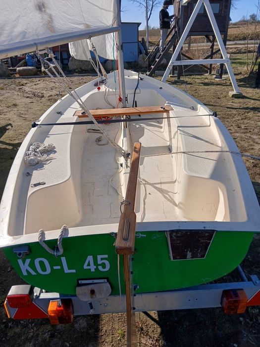 Sprzedam łudź Uniwersalna Zaglowo -Wędkarska