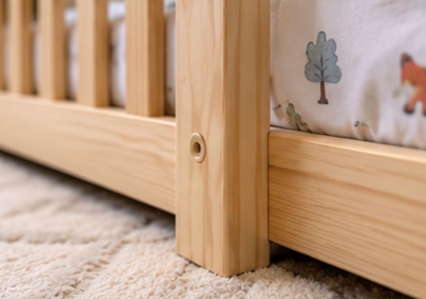 Cama Montessori Infantil em Madeira de Pinho  — NOVA