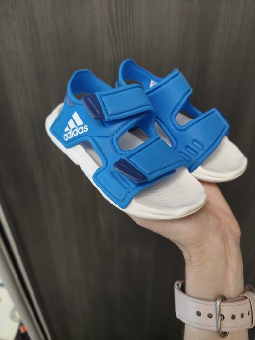 Дитячі босоніжки для хлопчика adidas Altaswim GV7803 34 Сині
