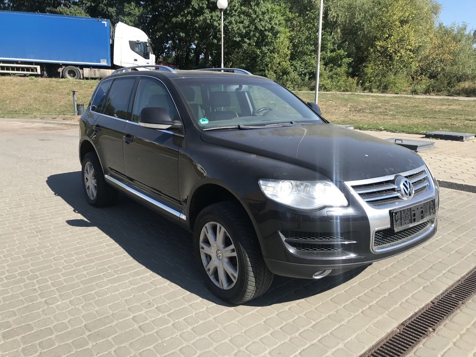 Фольцваген Таурег .3.0 дизель.Автомат