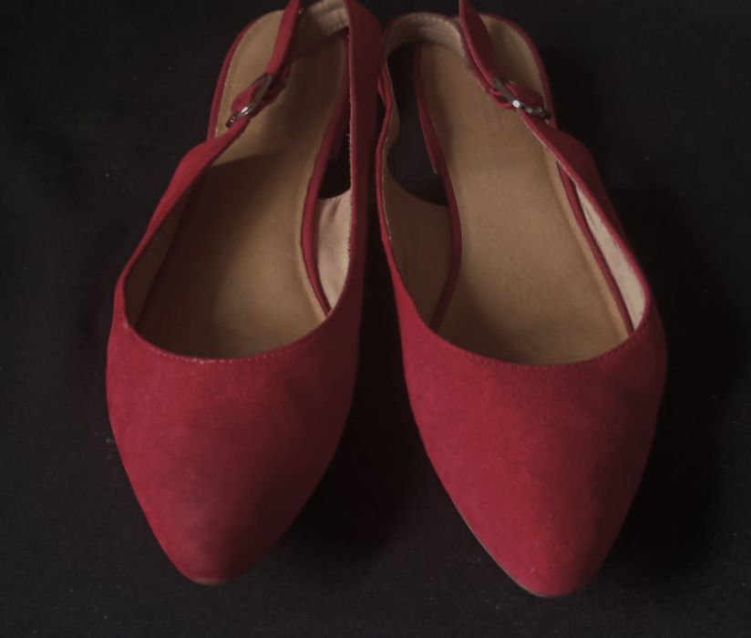 sandałki czerwone damskie pasek na pięcie