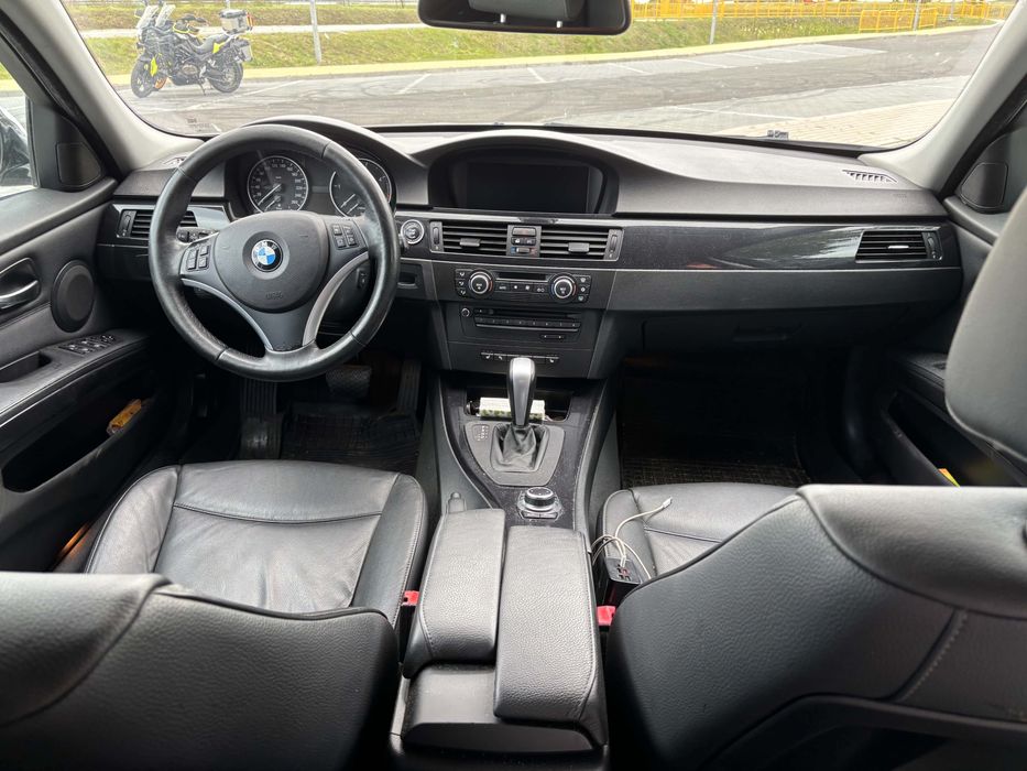 Bmw seria 3 e91 2009r