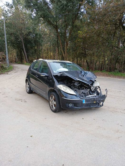 Mercedes A180 2.0CDI de 2004 - Peças Usadas