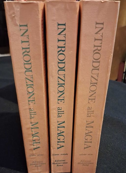 Introduzione alla MAGIA 3 volumes