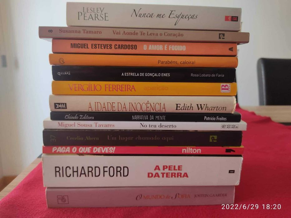 Vendo diversos livros