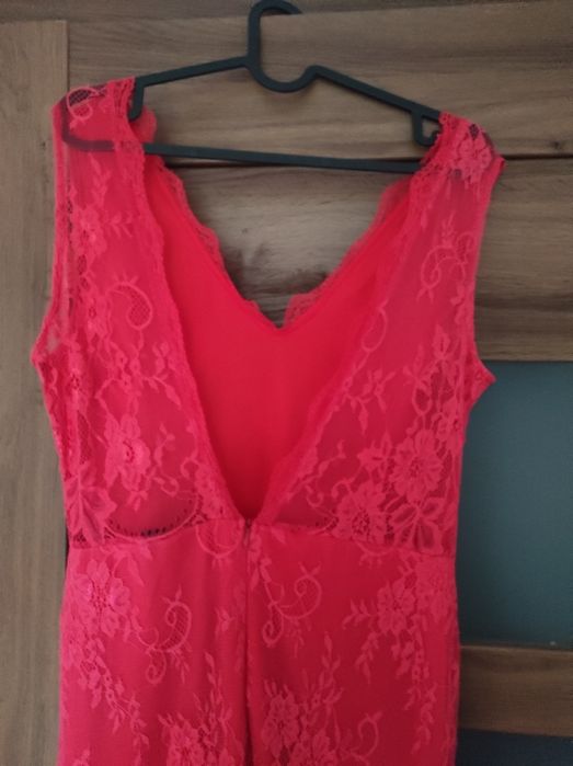 Sukienka czerwona sexy