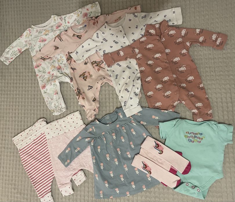 Лот одягу на дівчинку 0-3 м, стан ідеал