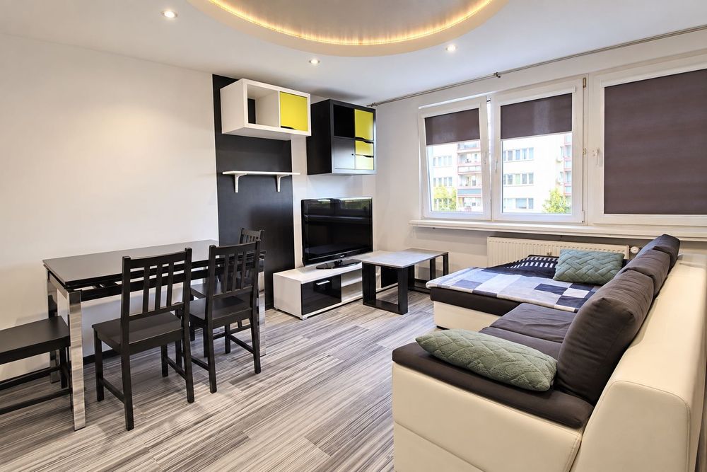 PL/RU Od zaraz / 3 pokoje / 50 m² / Bieńczyce / Balkon