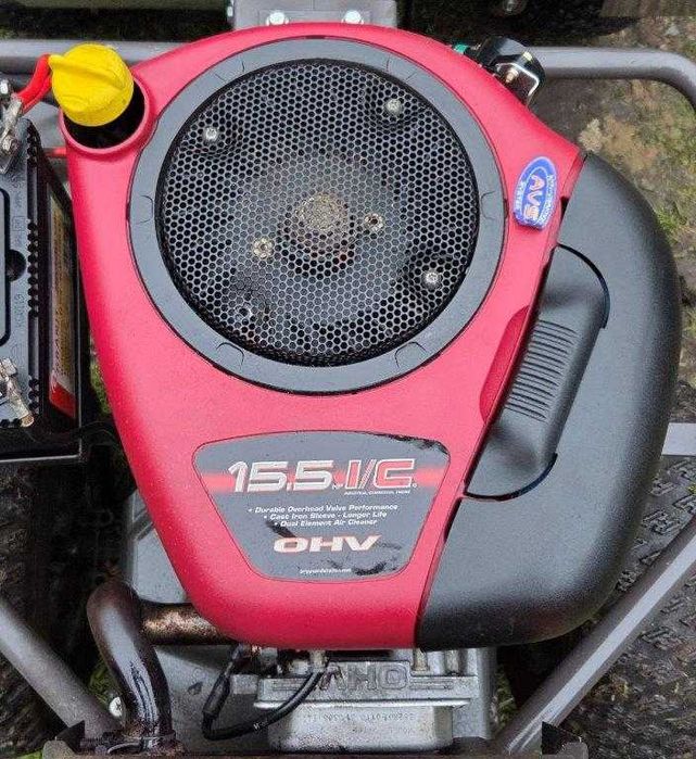 Traktorek odśnieżarka kosiarka Husqvarna RIDER 16 Moc 15.5 kM /od ręki