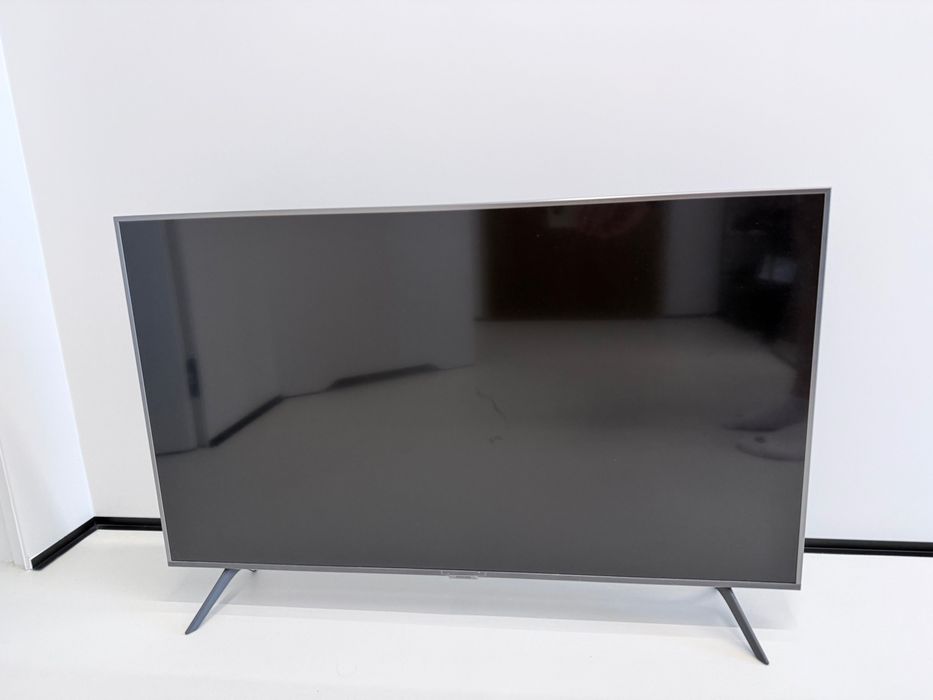 Telewizor Led Samsung model UE43TU7102K