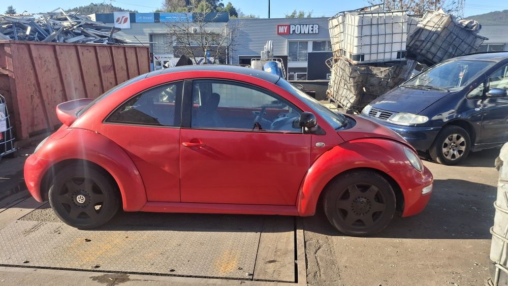 Volkswagen New Beetle para peças