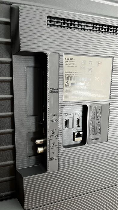 Новий телевізор 55" Samsung 55U8000F Новинка 2025 року 4К Smart TV