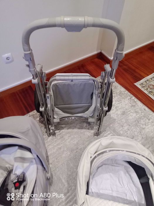 Carrinho de bebê mais extras425233472071946241