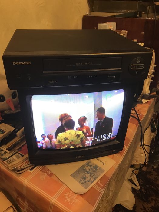 Маг касетний Телевізор . SONY